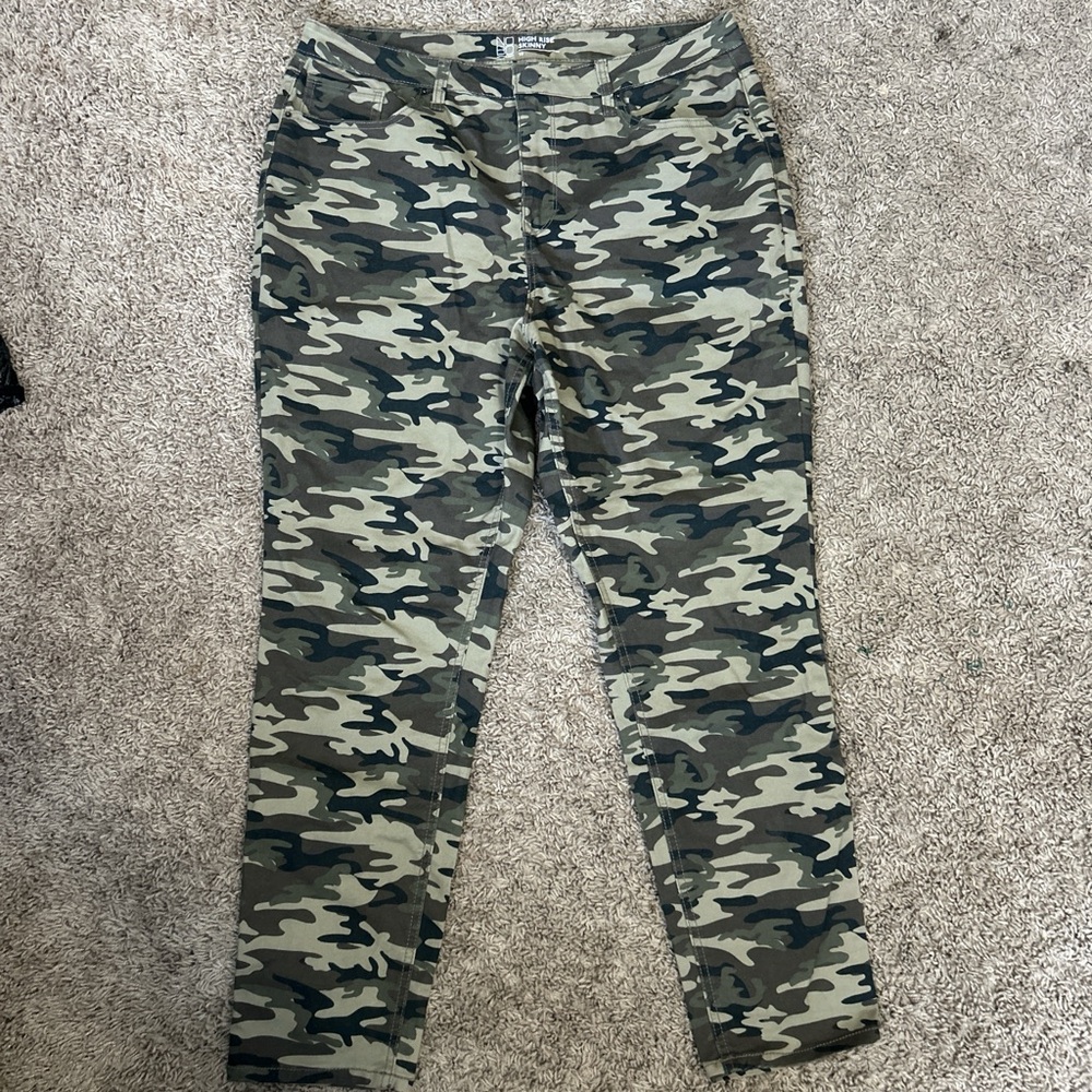 NOBO High Rise Skinny Camouflage Pants